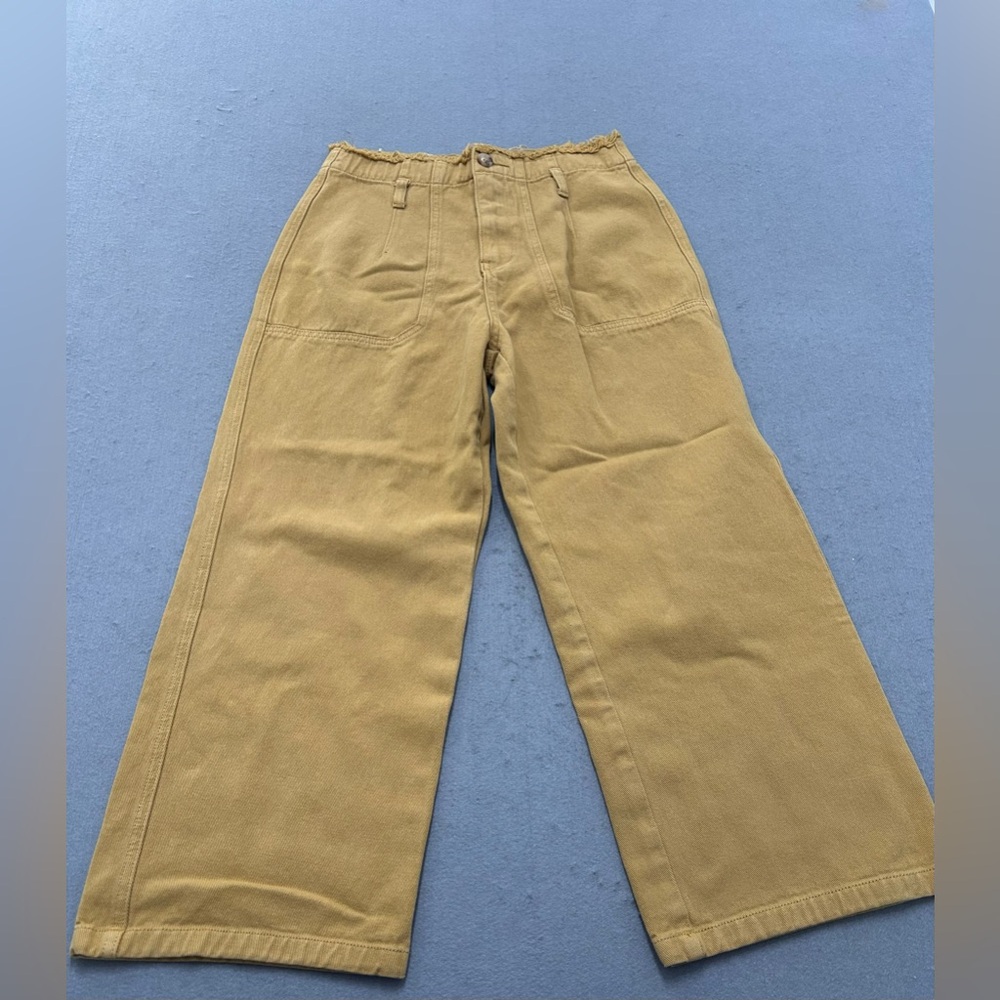 Women’s Current Air Wide Leg Cropped Pants Size Small Mustard Frayed Waist